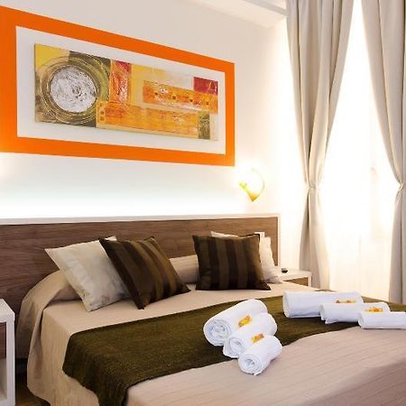 Accommodation Delia โรม ภายนอก รูปภาพ
