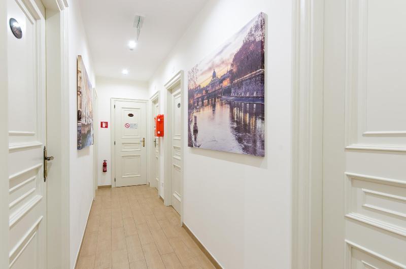Accommodation Delia โรม ภายนอก รูปภาพ
