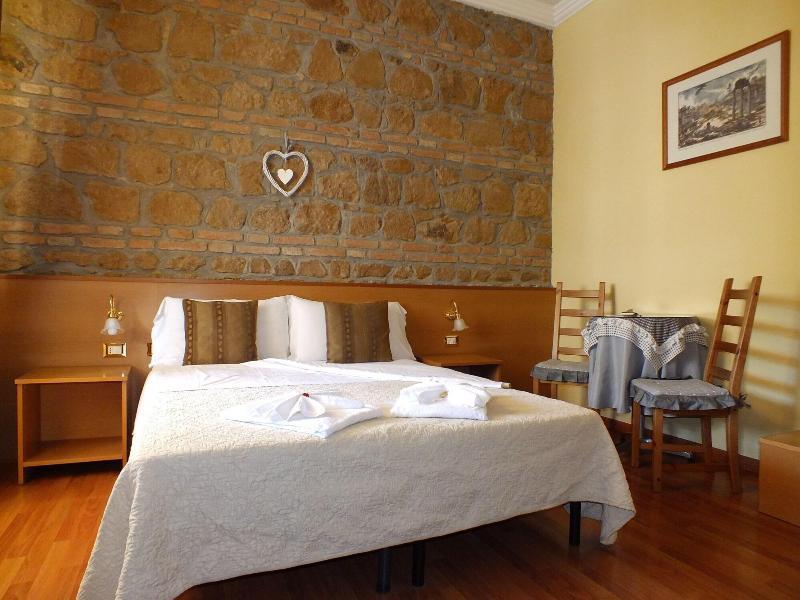 Accommodation Delia โรม ภายนอก รูปภาพ