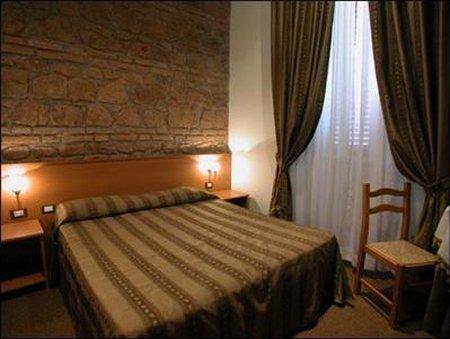 Accommodation Delia โรม ภายนอก รูปภาพ