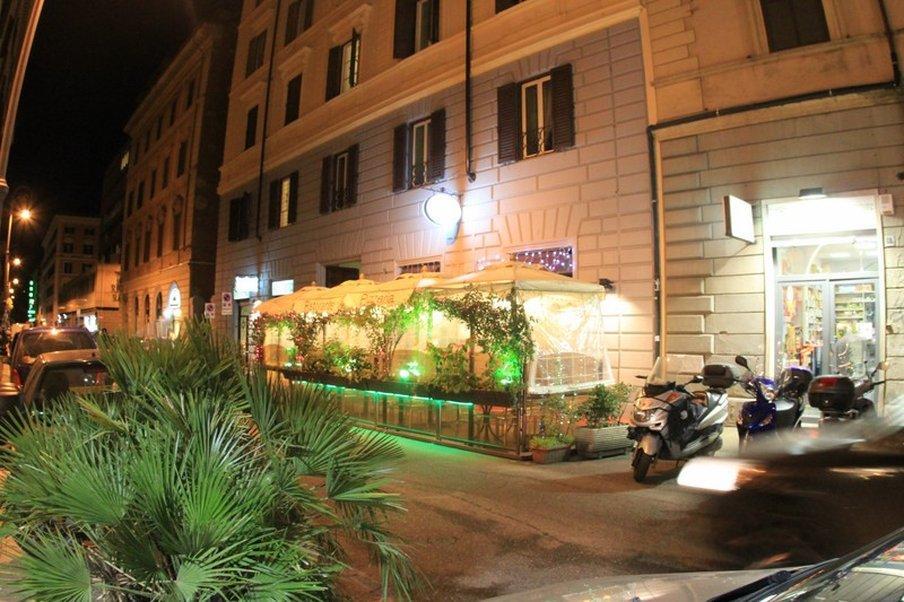 Accommodation Delia โรม ภายนอก รูปภาพ